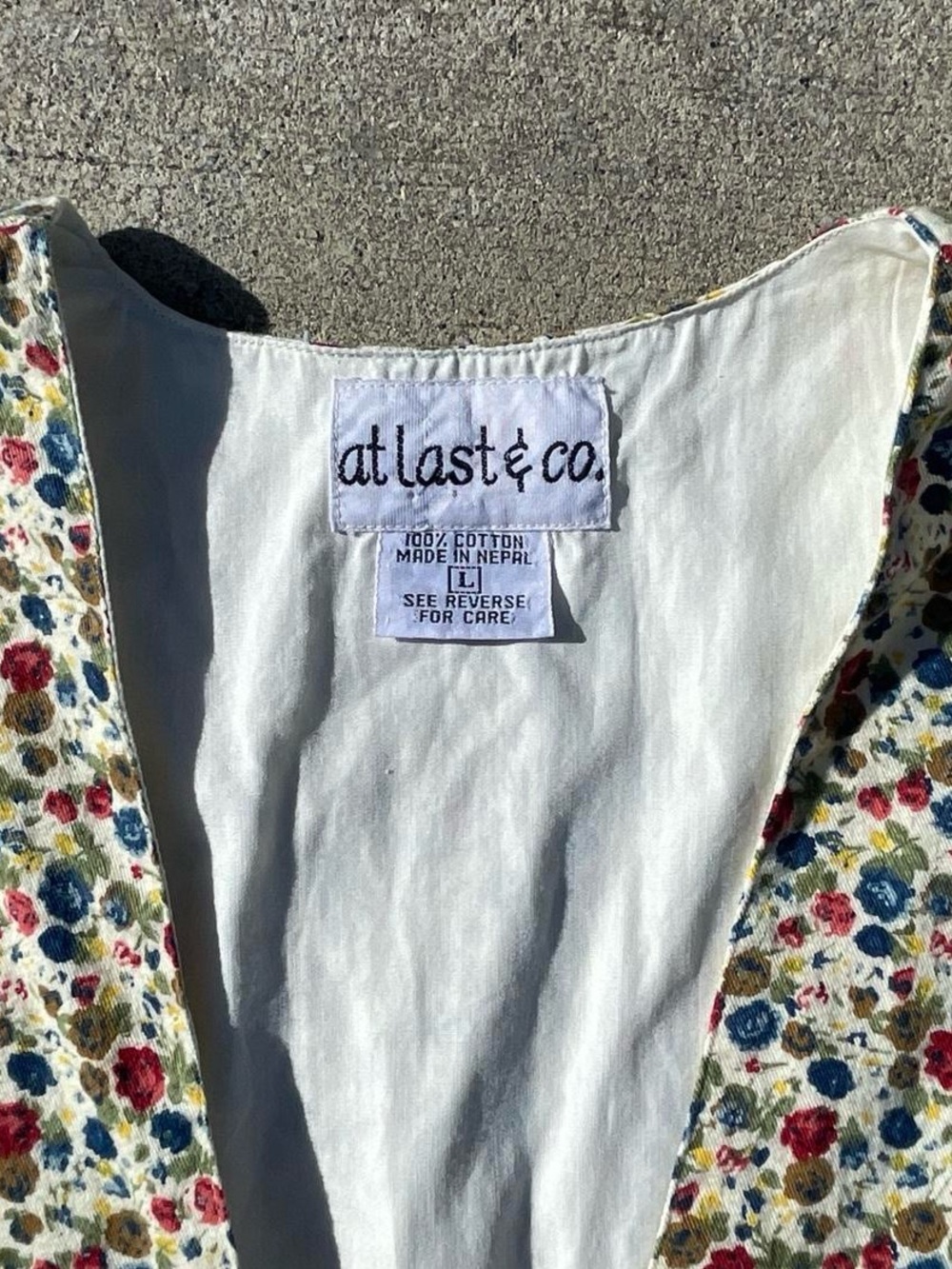 Floral Button Front Vest - Multicolor - Picture 3 of 5